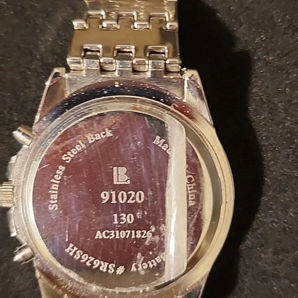 Vintage Silvertone Ladies Watch with White Rhinestones Chain Link Band